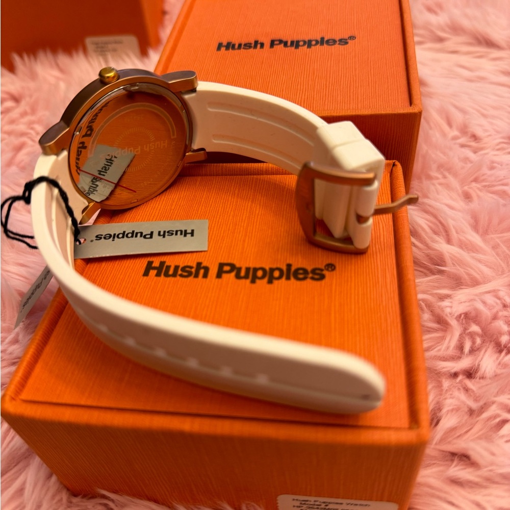 NIB HUSH PUPPIES SILICONE STRAP WATCH - Picture 9 of 11